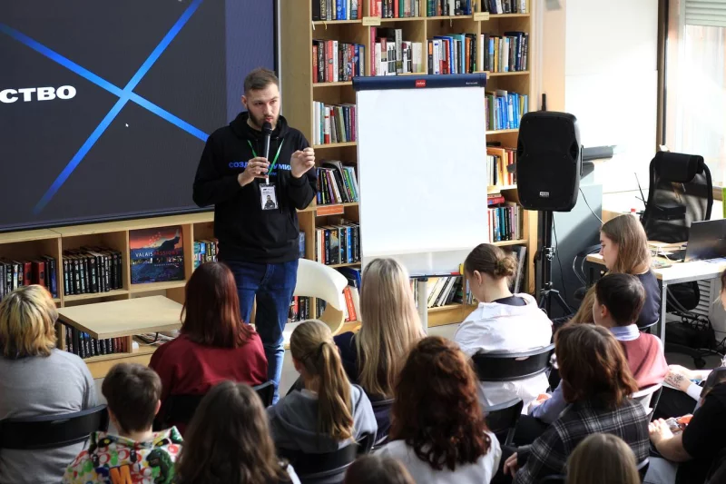 В библиотеке БУК дан старт марафону для членов редакций школьных СМИ – Интершум
